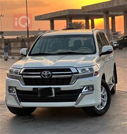 تۆیۆتا لاند کروزەر